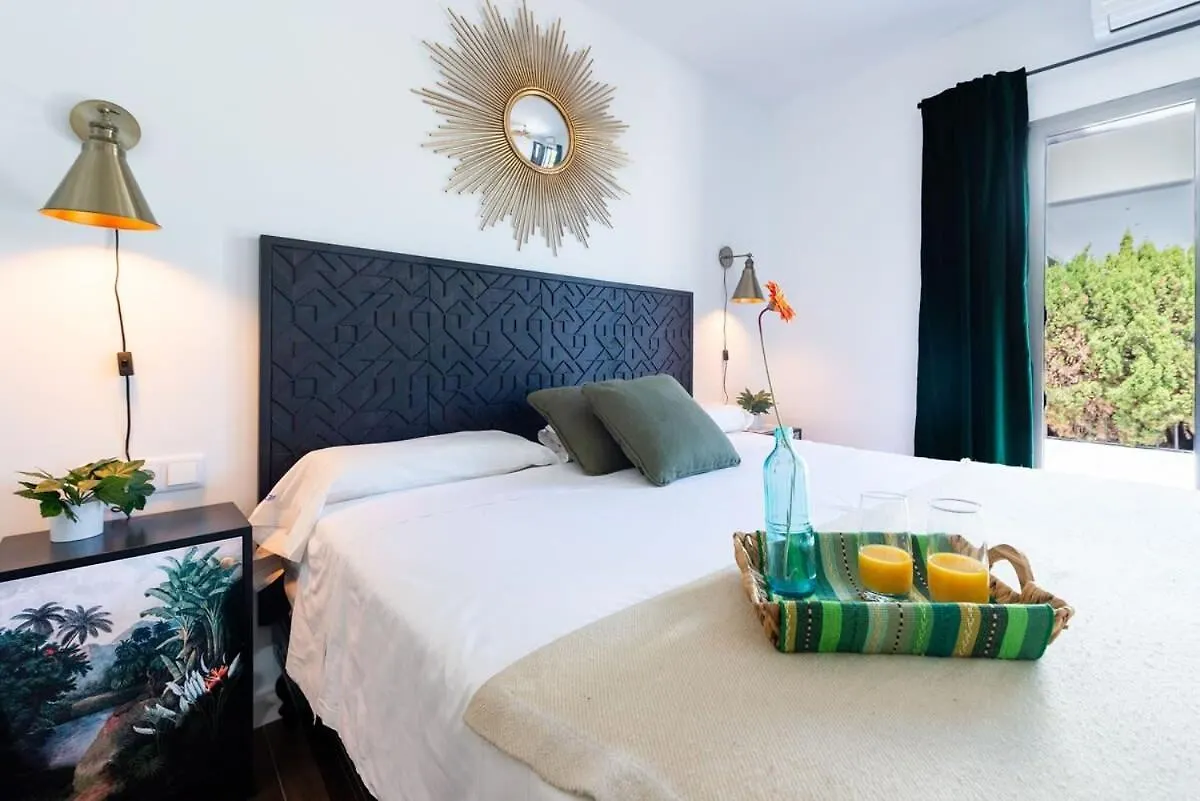 Pueblo Andaluz Villa Nerja 0*,